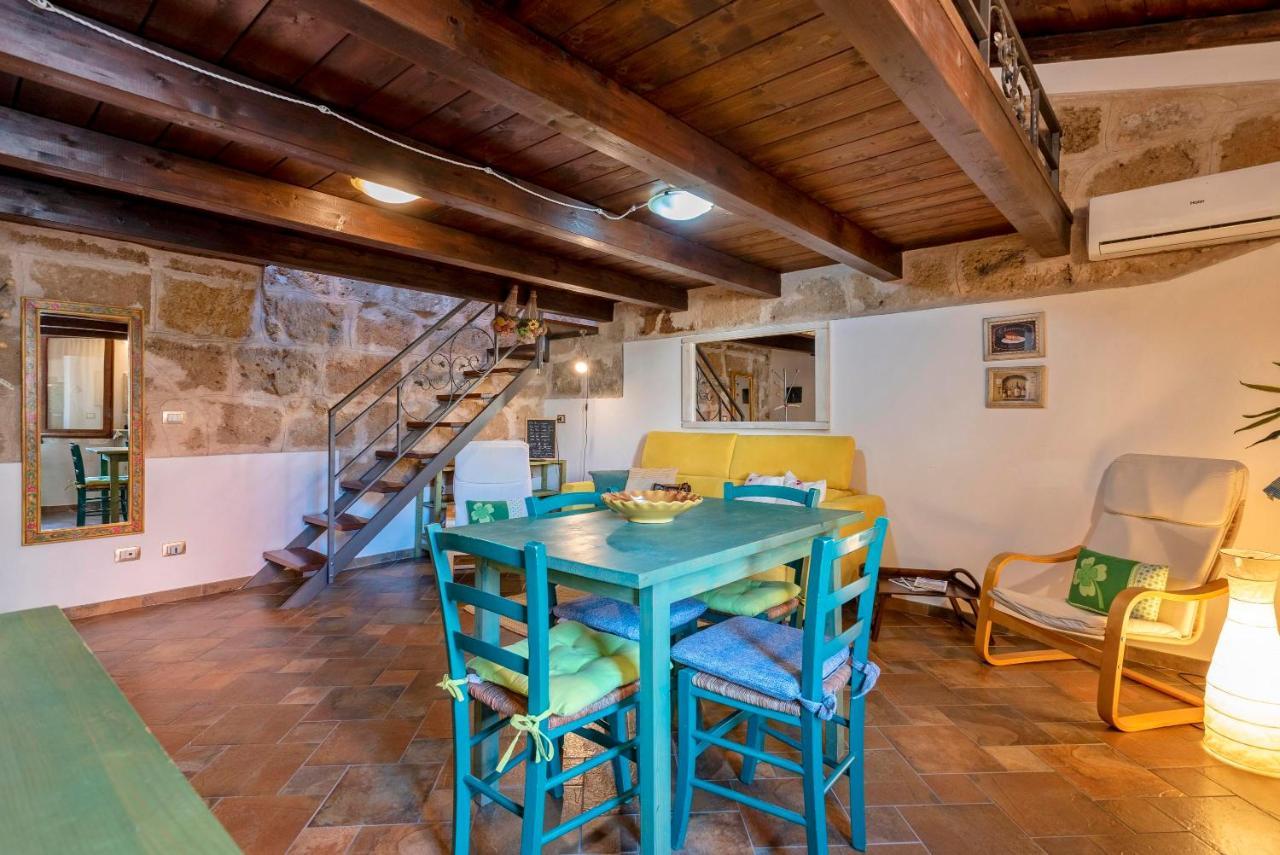 Topaz Attic In Old Town By Sea * Alghero